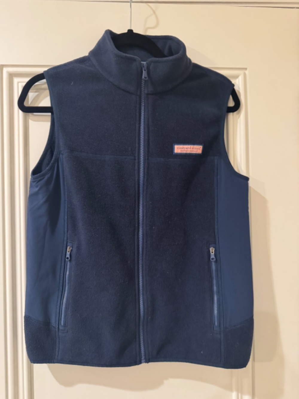 EXCELLENT, Like-New Condition- Boys VINEYARD VINES fleece vest